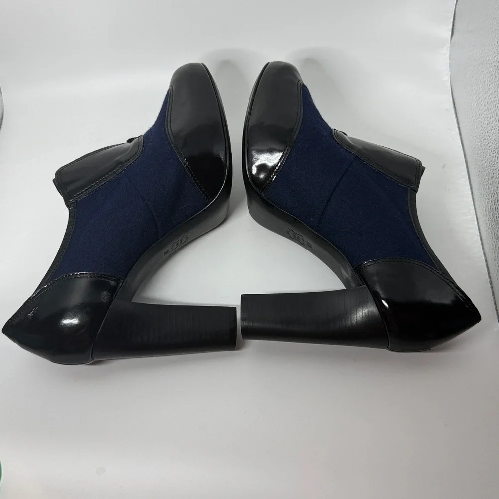 Tory Burch Leighton Women’s Sz 8 Wing Tip Style Ankle Booties Navy & Black Heels